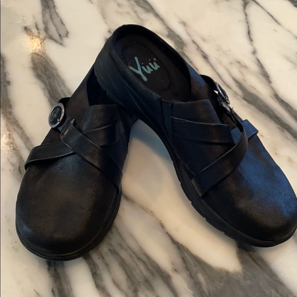 Yuu Edaline black shoes in great cond 6.5 M
